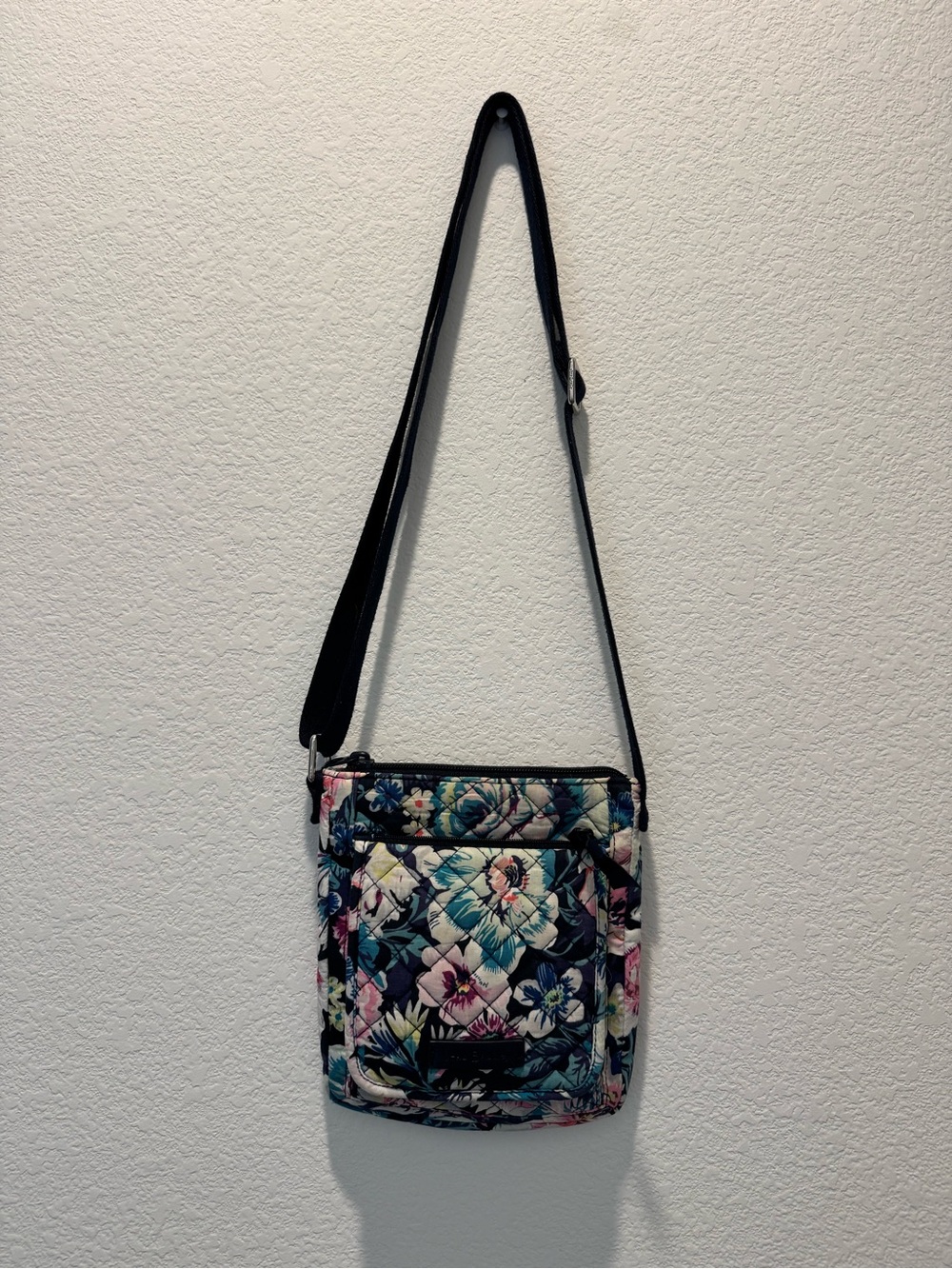 Small flora Vera Bradley bag